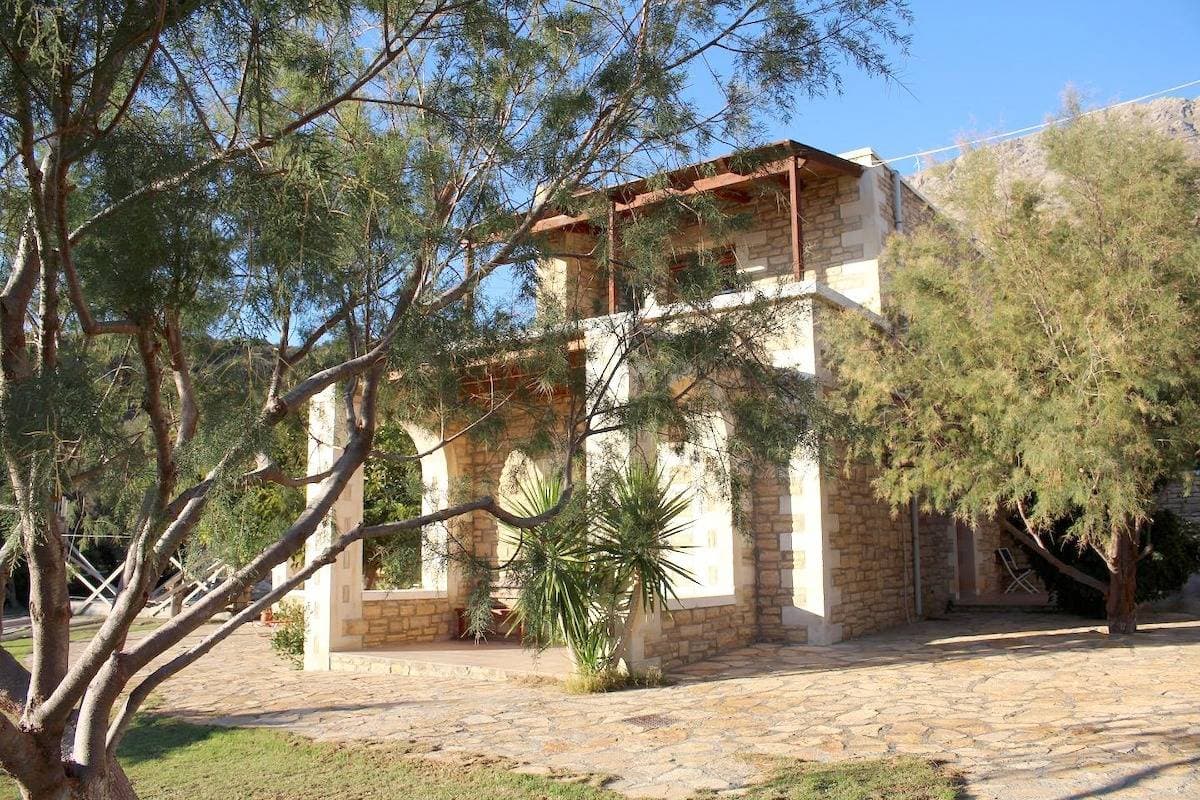 Foto 6 von 59: Ferienhaus mit Pool, großer Garten, idyllisch und ruhig, Wifi | Triopetra, Kreta