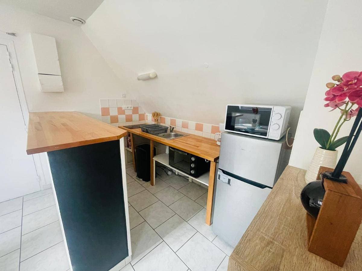 Appartement lumineux garage privé centre-ville 1