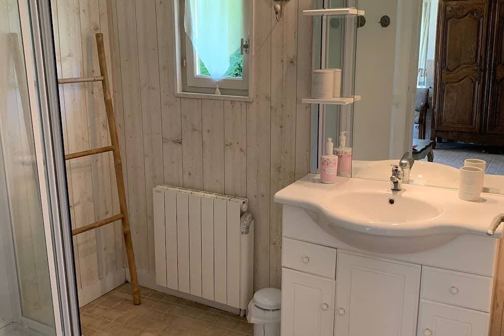 Foto 8 von 30: Normannisches Ferienhaus und Gästehaus für 6/7 Personen mit beheiztem Pool