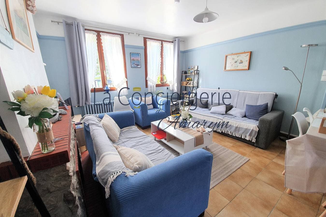 Foto 12 von 33: Ferienhaus für 8 Personen mit Terrasse