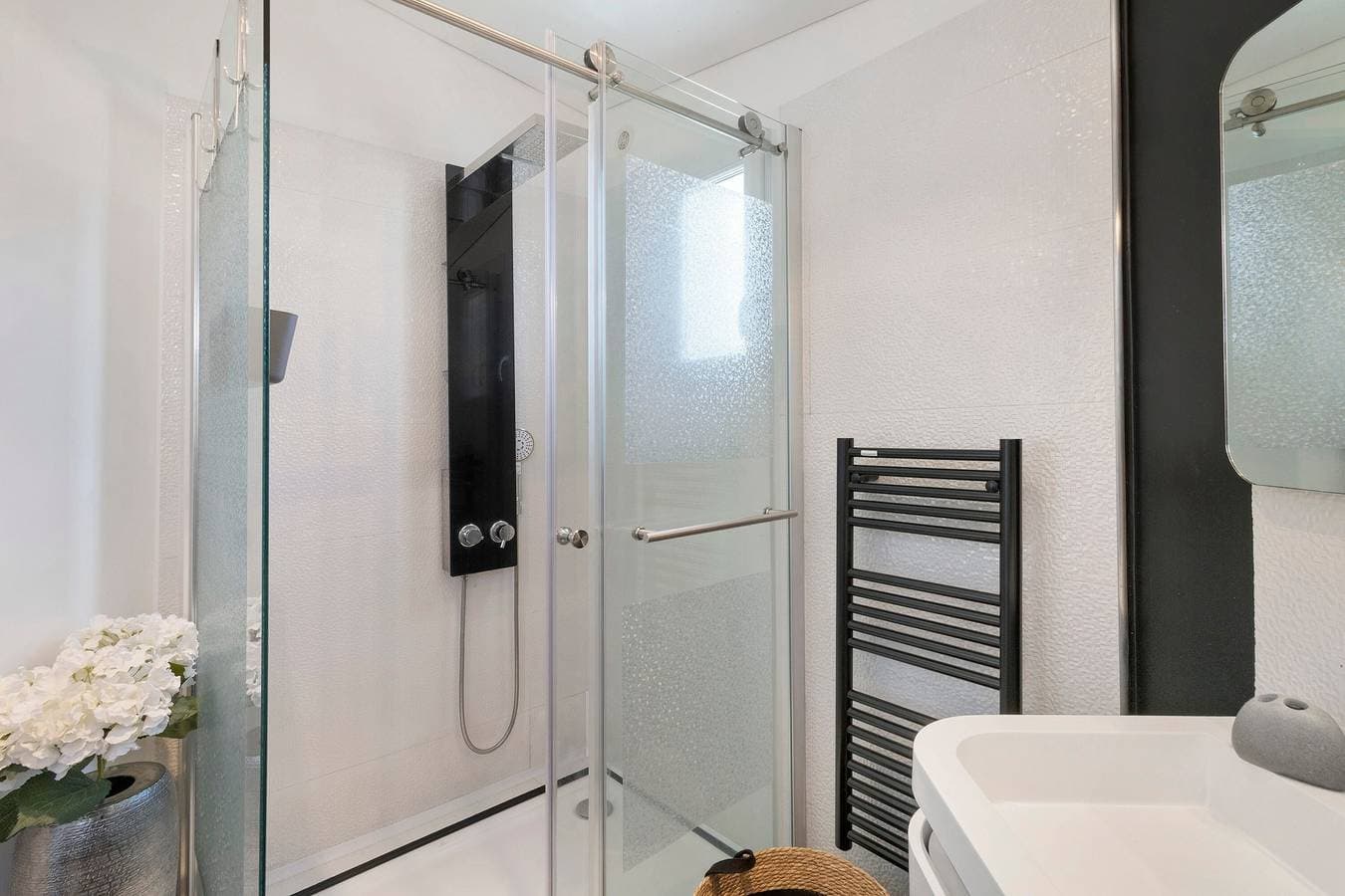 Foto 13 von 26: Studio-Apartment 'Les Oliviers' mit Meerblick, WLAN und Klimaanlage