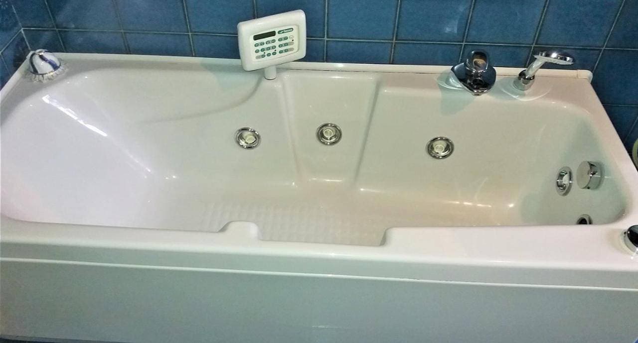 Foto 5 von 14: Triple Room with Shared Bathroom