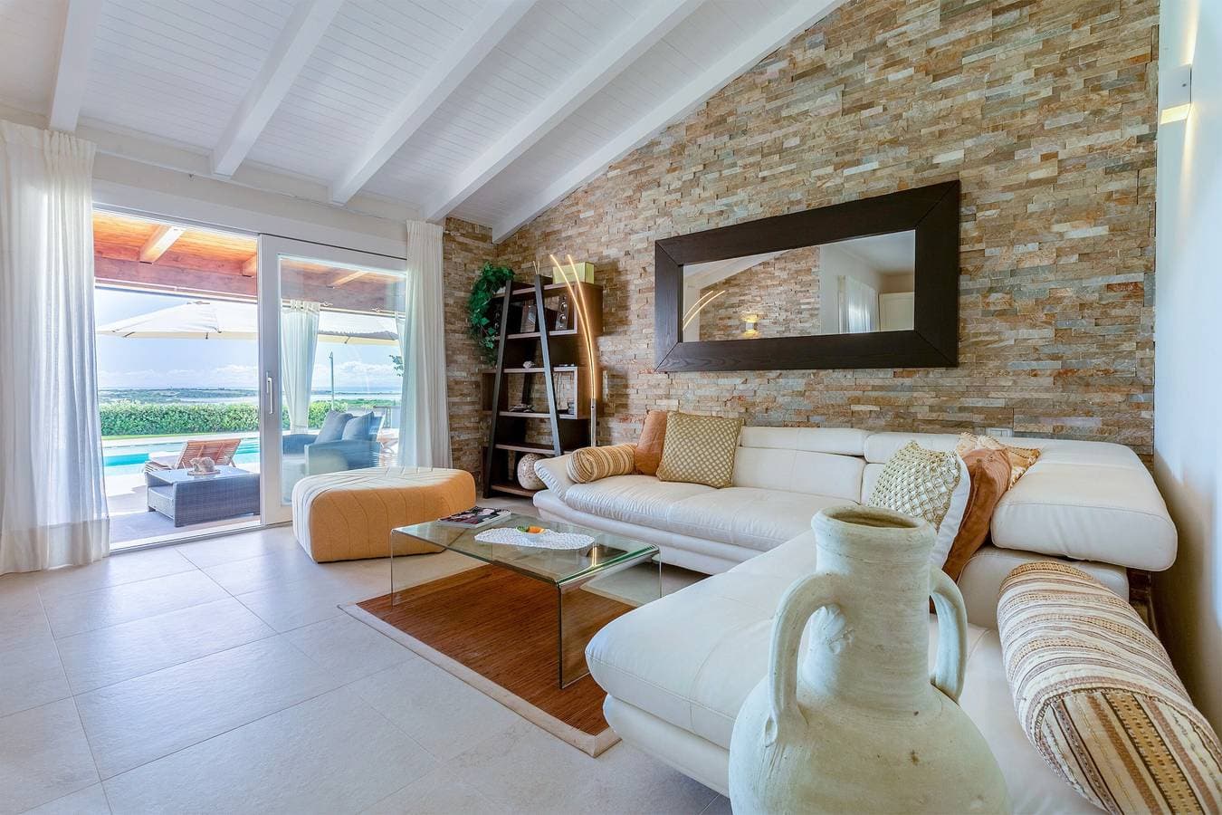 Foto 6 von 32: Ferienhaus 'Flora Sea View' mit Meerblick, WLAN und Klimaanlage