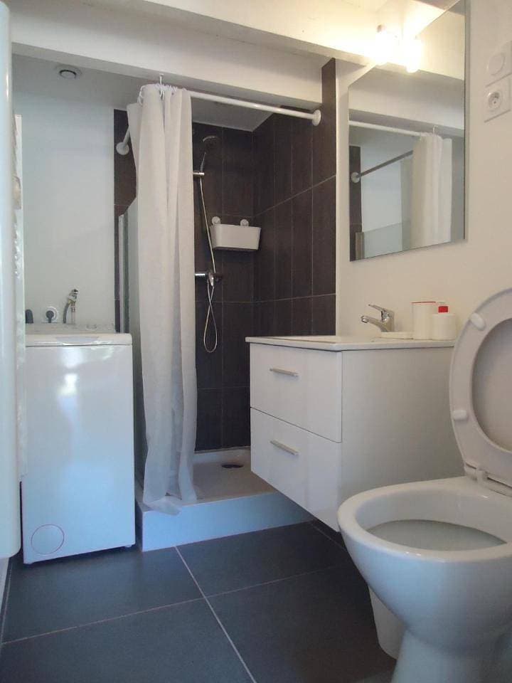 Foto 6 von 22: Studio Apartment with Mezzanine