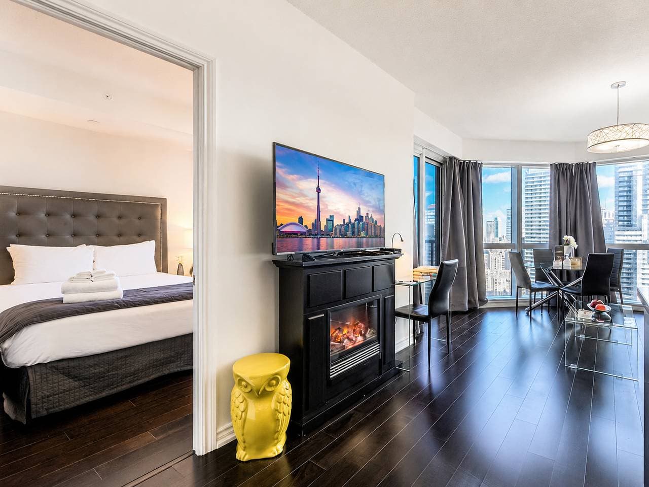 Suite mit 2 Schlafzimmern in der Innenstadt von Toronto in der Nähe des Geschäftsviertels, U of T, U... 1