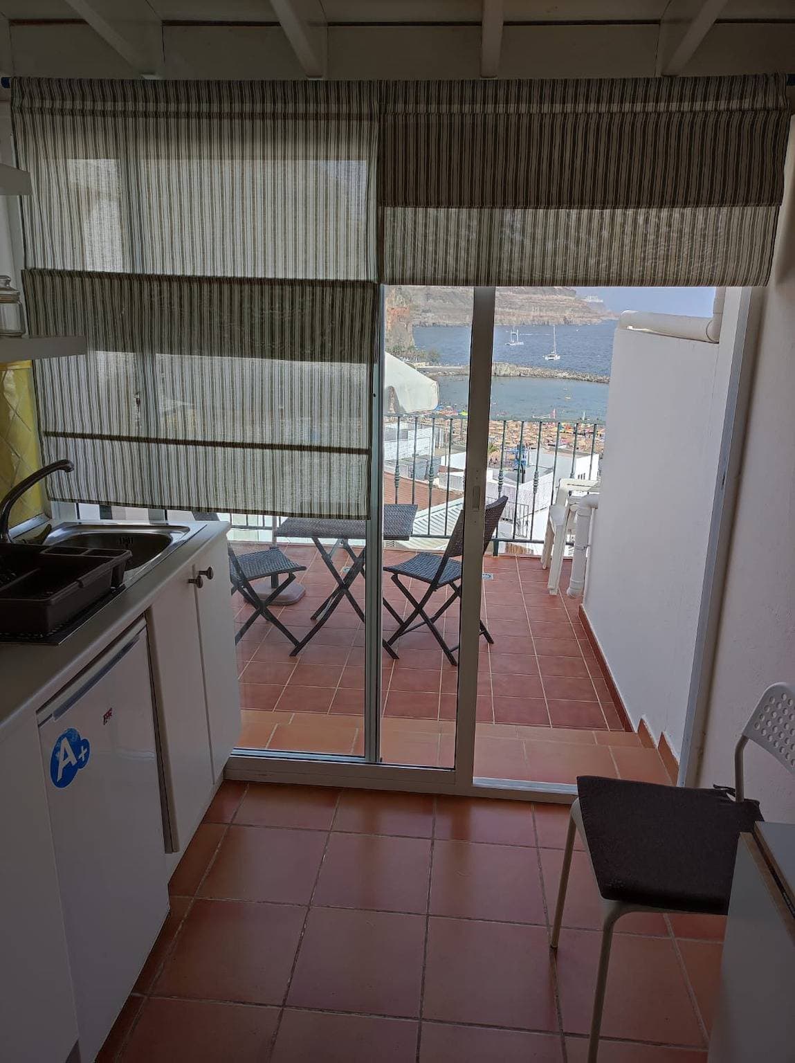 Foto 11 von 35: Schönes Studio mit eigener Terrasse und Meerblick von El Sirocco - 100 Stufen