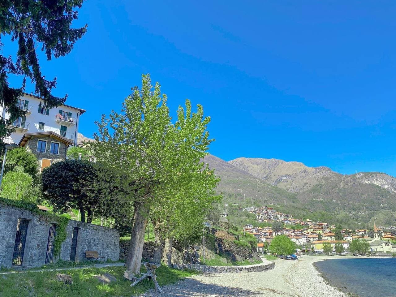 Foto 10 von 32: Riva di Pianello Ferienwohnung am See