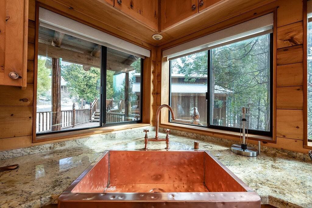 Foto 11 von 50: Waterfall Lodge ~ Yellowstone Vibes + AC + Space