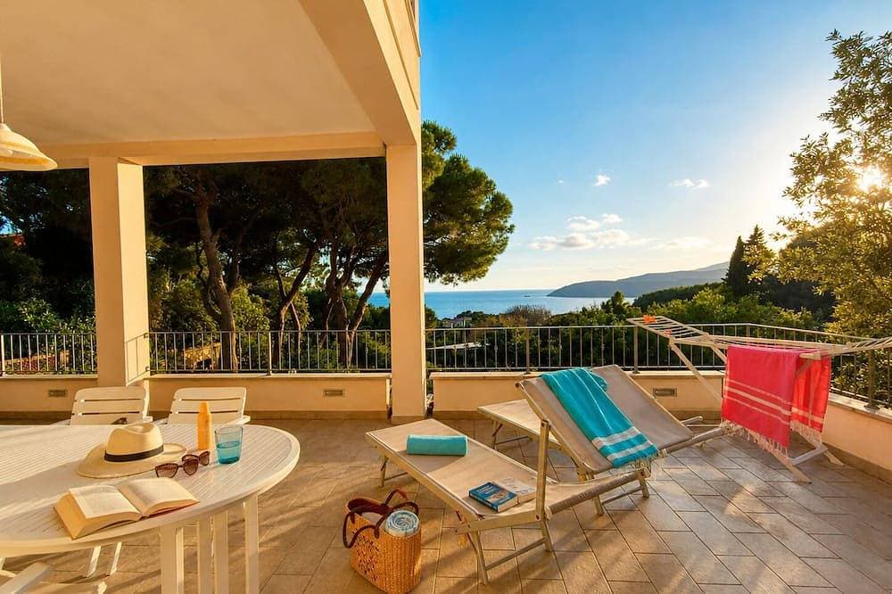 Foto 11 von 20: The House Iolanda Sea View sunsets Corsica and Pianosa
