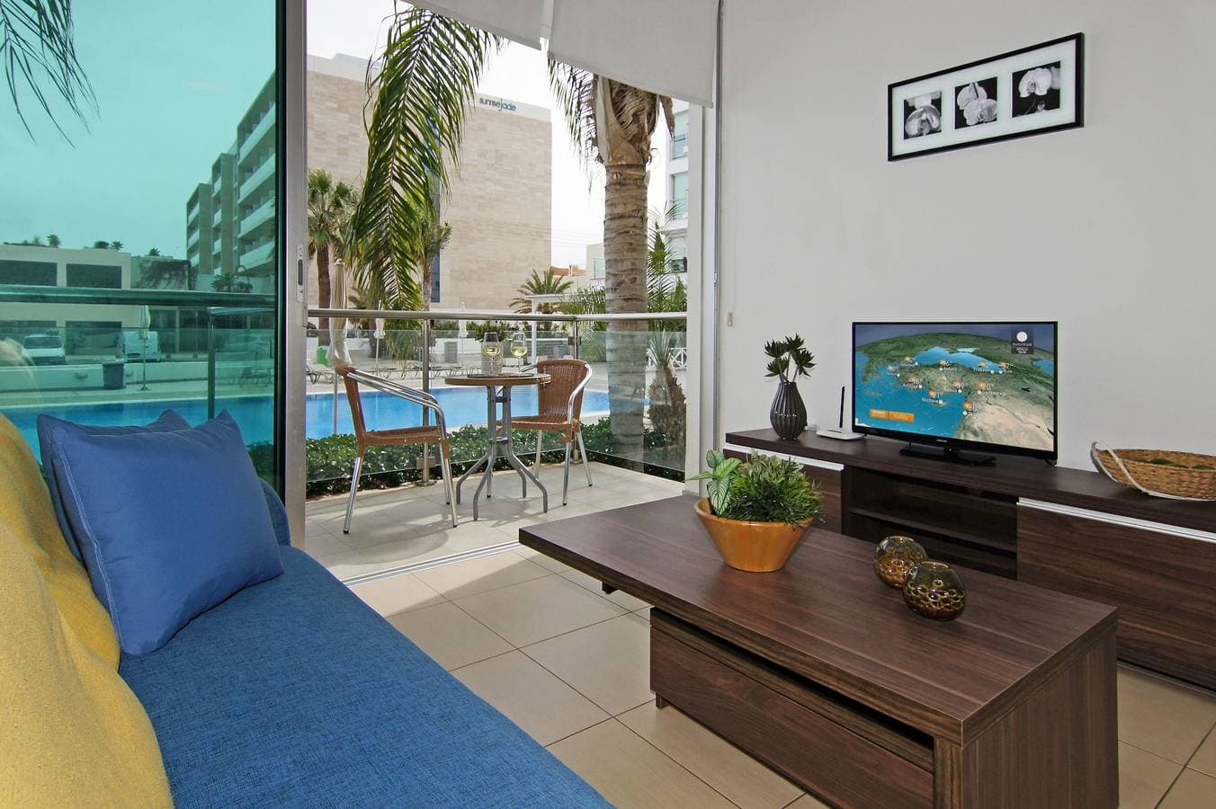 Foto 3 von 29: Ferienwohnung für 4 Personen mit Pool