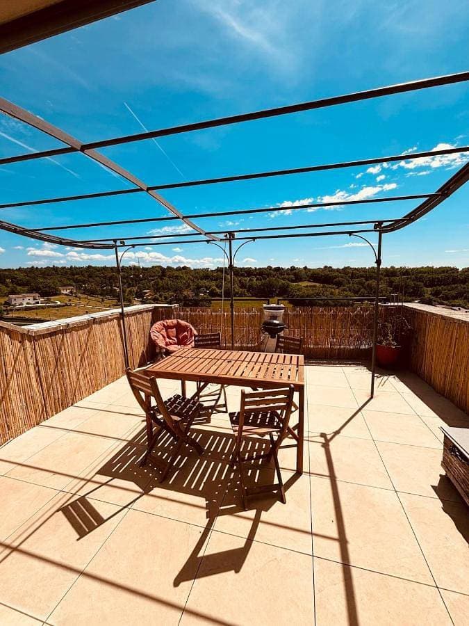 Maison de village avec terrasse 1