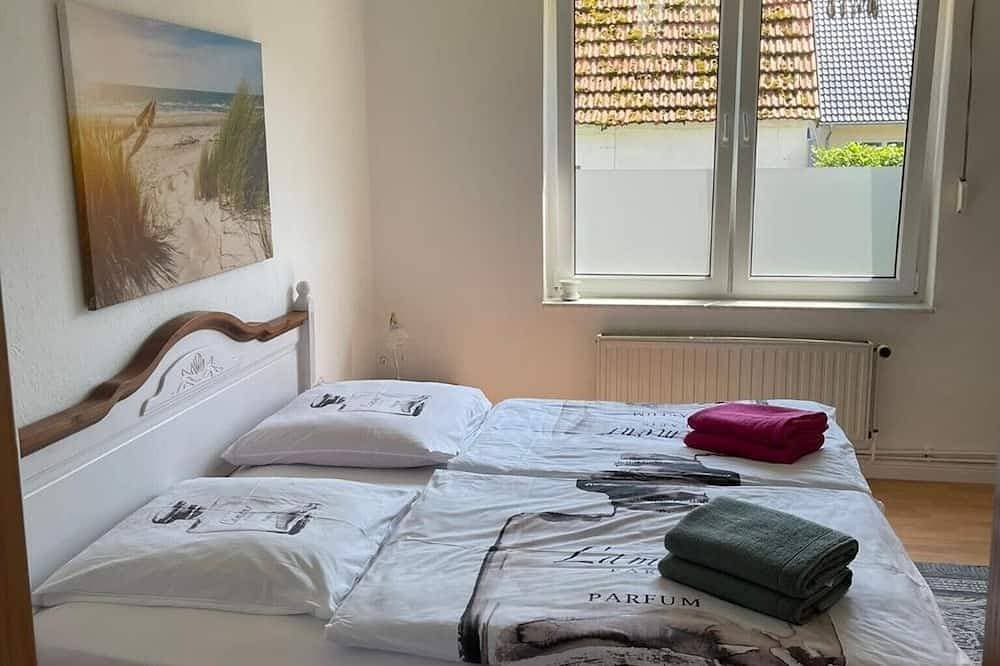 Foto 2 von 30: Ferienhaus 'Auszeit am Schweriner See' mit Terrasse, Garten und WLAN