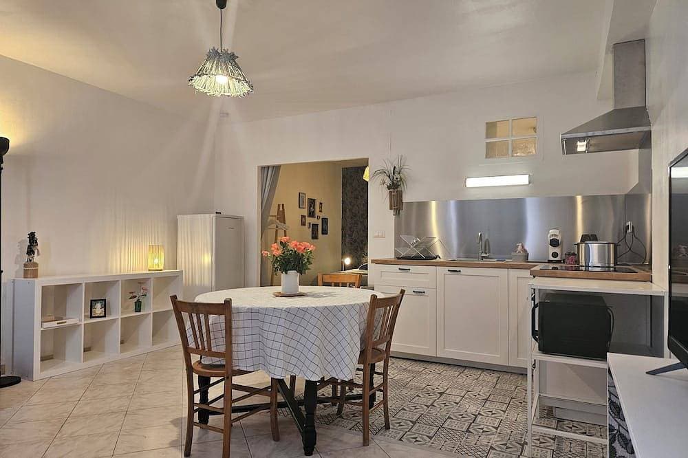 Foto 10 von 17: Apartment 40 m² near the Canal de la Robine