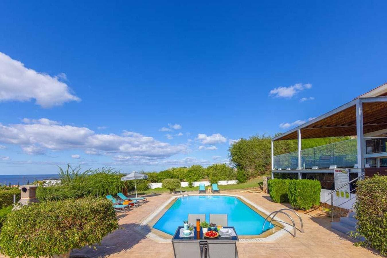 Foto 4 von 40: Villa für 6 Personen mit Garten