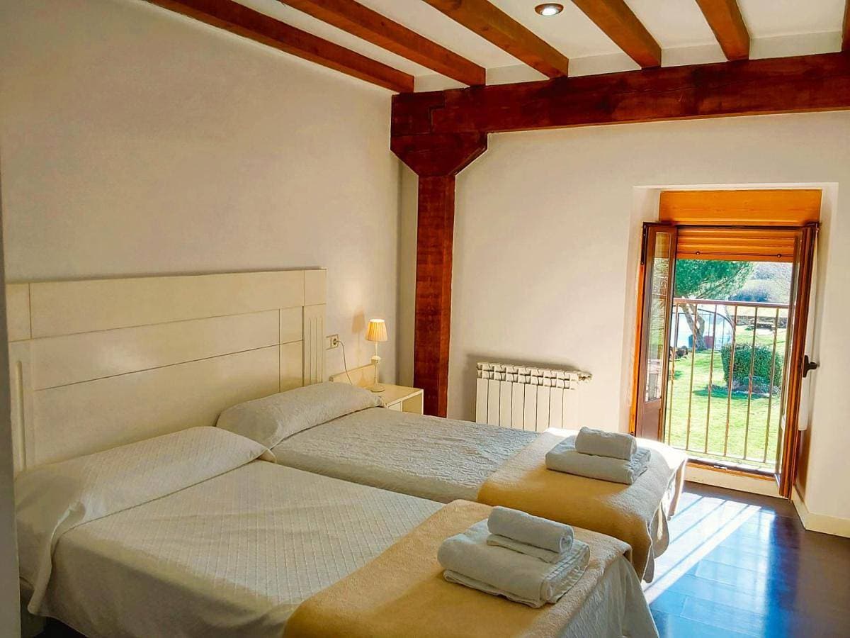 Foto 4 von 20: Seven-Bedroom House