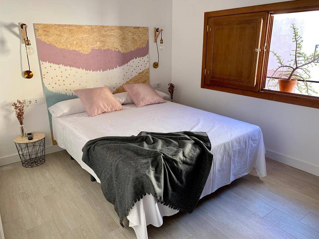 Foto 6 von 11: Double Room with Private Bathroom