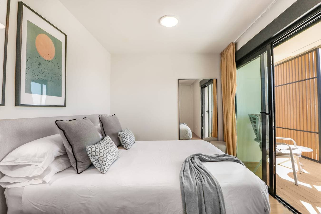 Foto 4 von 39: Ferienwohnung für 6 Personen mit Pool