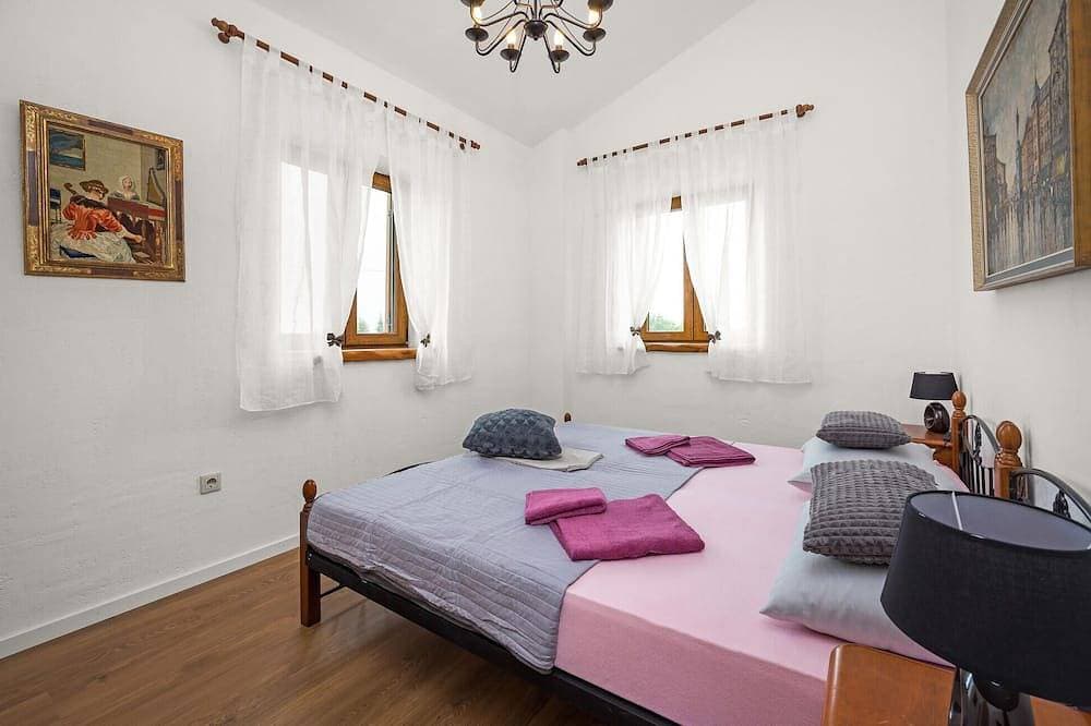 Foto 2 von 30: Stunning home in Cabrunici