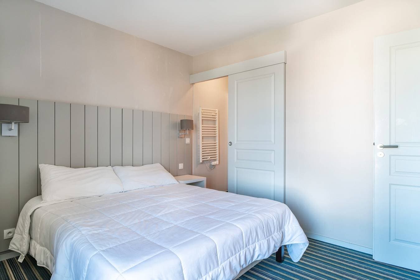 Foto 10 von 17: Ferienwohnung für 6 Personen mit Pool