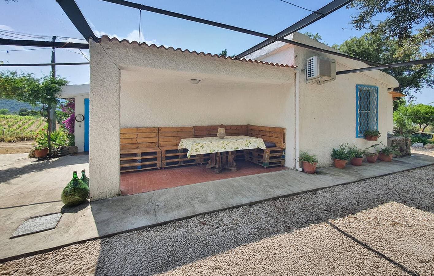 Foto 2 von 34: Appartement am Pool mit Parkplatz und AC