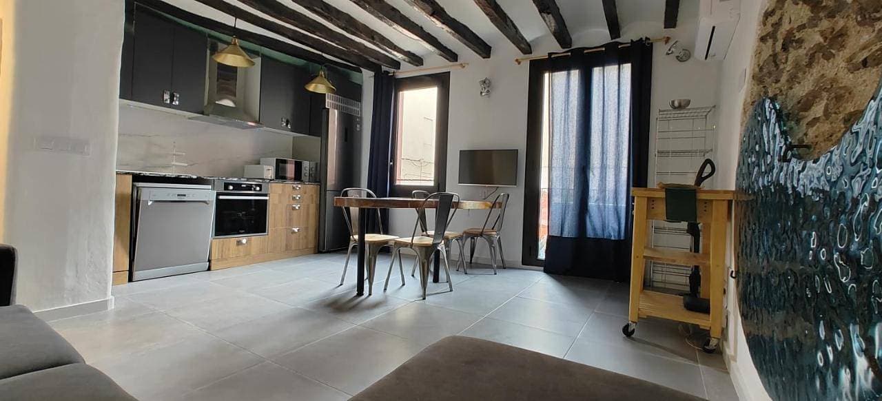 Foto 4 von 43: Two-Bedroom Apartment