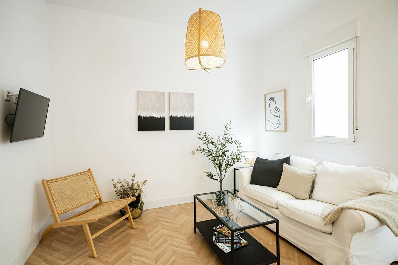 Foto 3 von 21: M Apartamento Delicias Madrid Atocha 1H