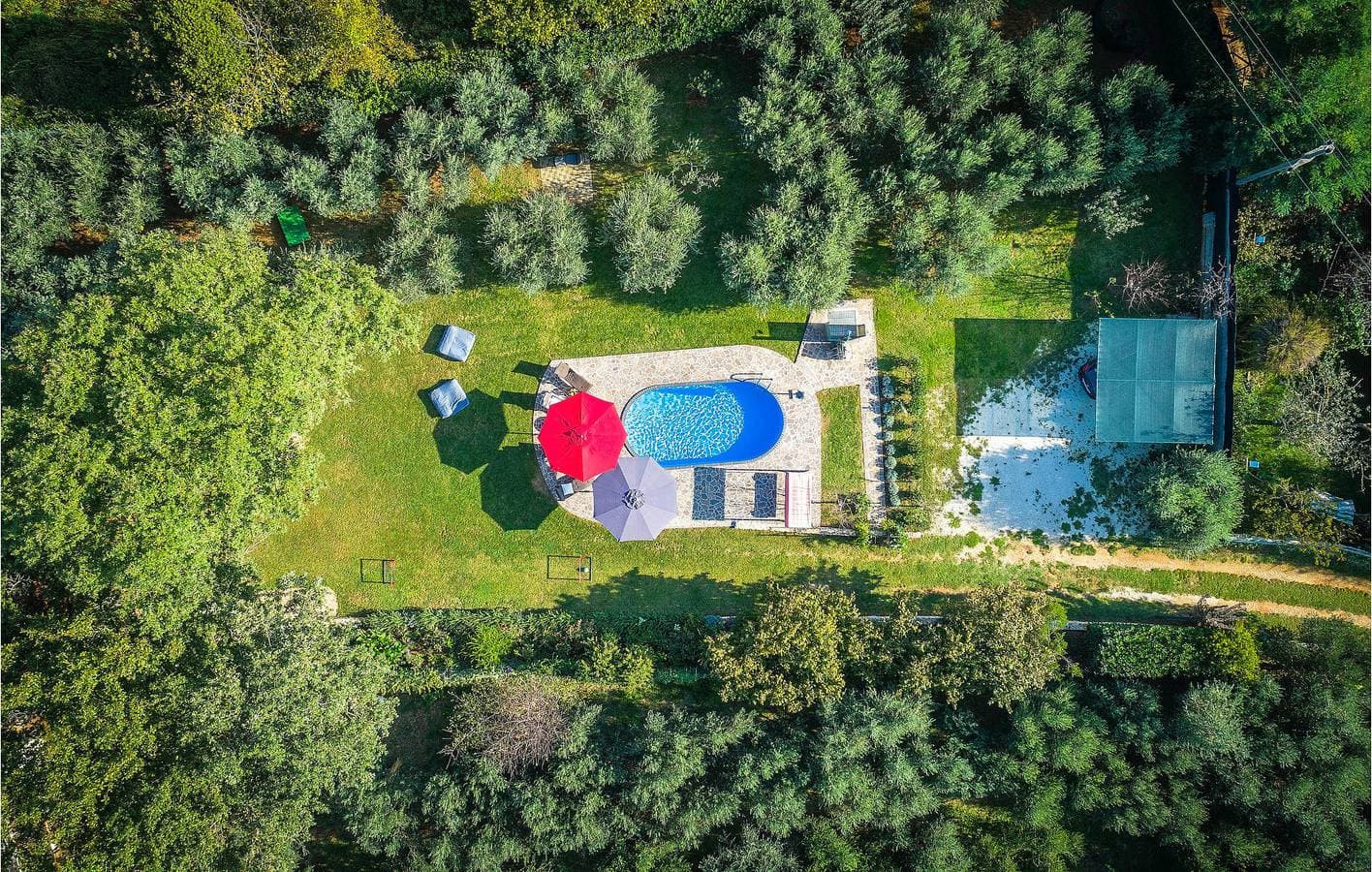 Foto 4 von 50: Reizende Ferienwohnung mit Terrasse, Pool und Strandzugang – 2 km vom Strand Bijeca entfernt