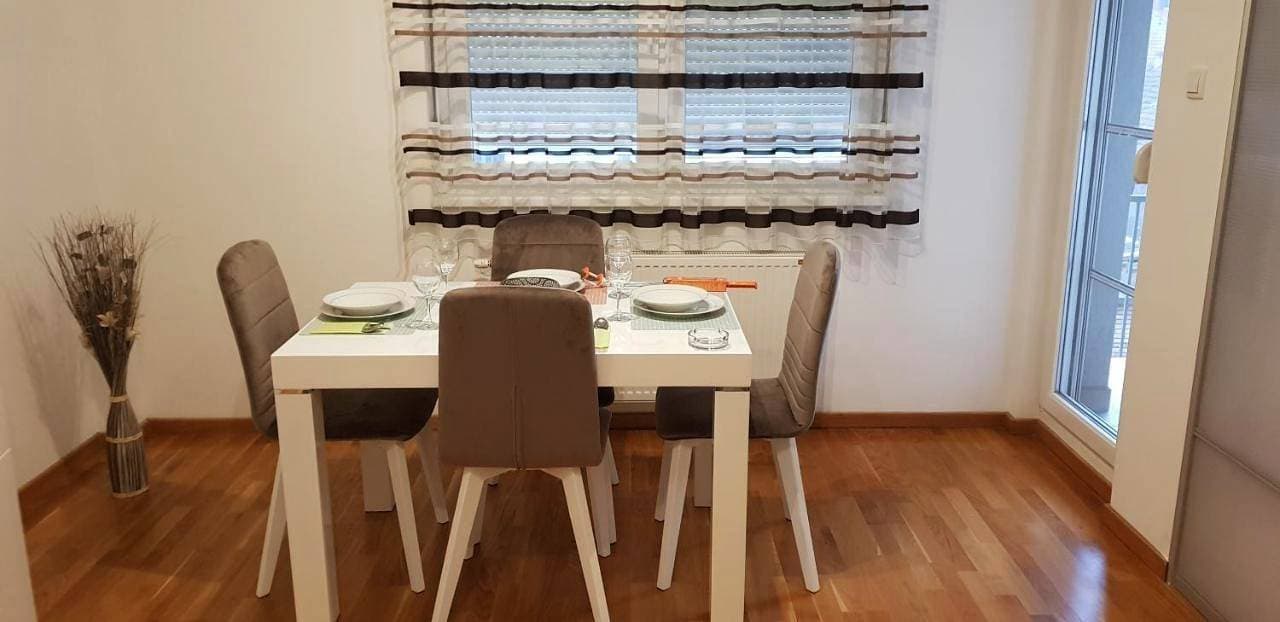 Paris apartment -Free private parking 1