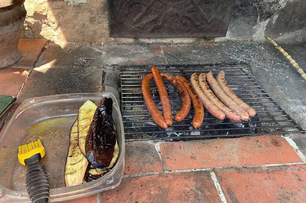 Foto 10 von 25: Charmantes Häuschen, abgelegenes Grundstück mit Pool und Garten - Strände in der Nähe