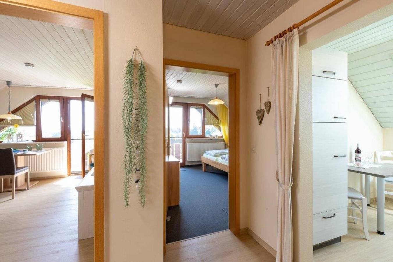 Foto 9 von 27: Ferienwohnung "Säntisblick" mit Bergblick, WLAN, 15m² überdachter Süd-Balkon, Haustiere auf Anfrage