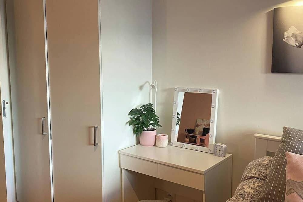 Foto 4 von 26: Spacious and Homely Apartment with Patio. Family friendly. Pets Allowed!