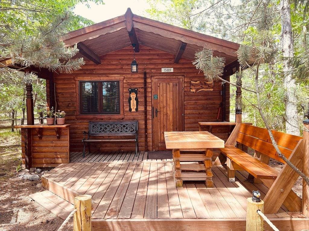 Foto 9 von 32: The Bear Den - Studio Cabin im Herzen von Hayward
