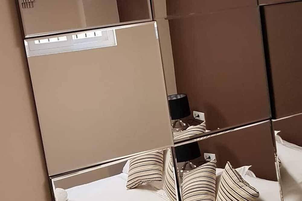 Foto 7 von 30: Große, voll ausgestattete 2-Zimmer-Wohnung mit privatem Pool, in der Nähe von Marbella
