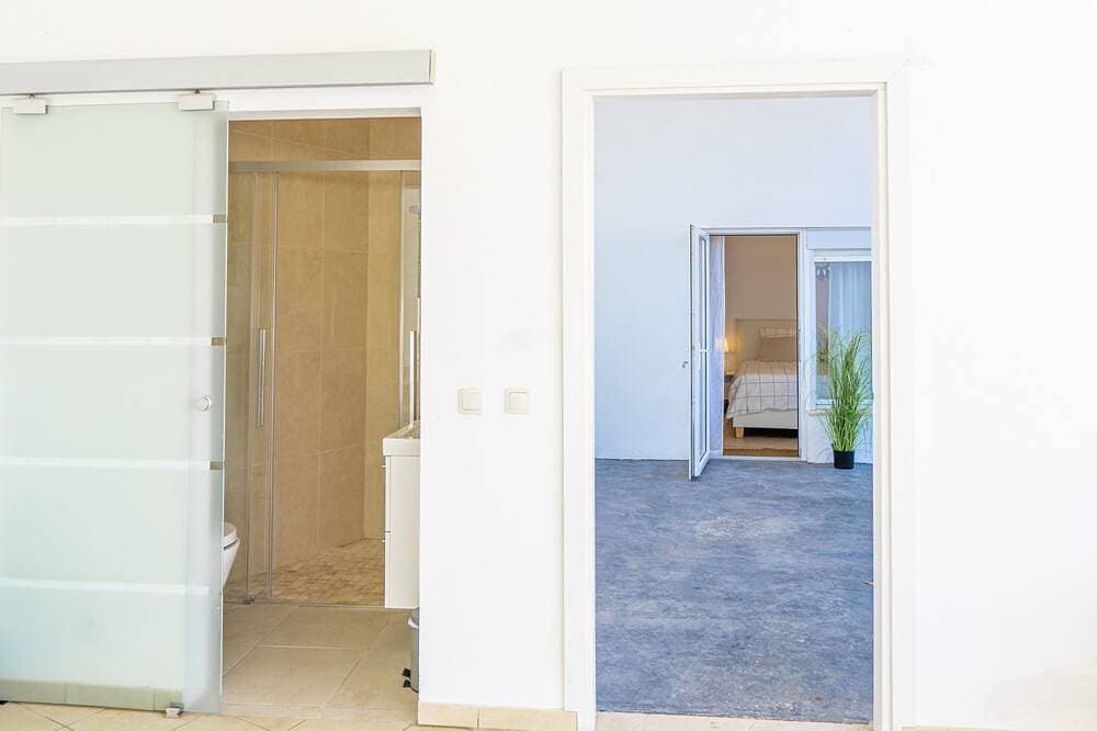Foto 13 von 30: Moderne Villa mit großem privatem Pool in Santa Ponsa