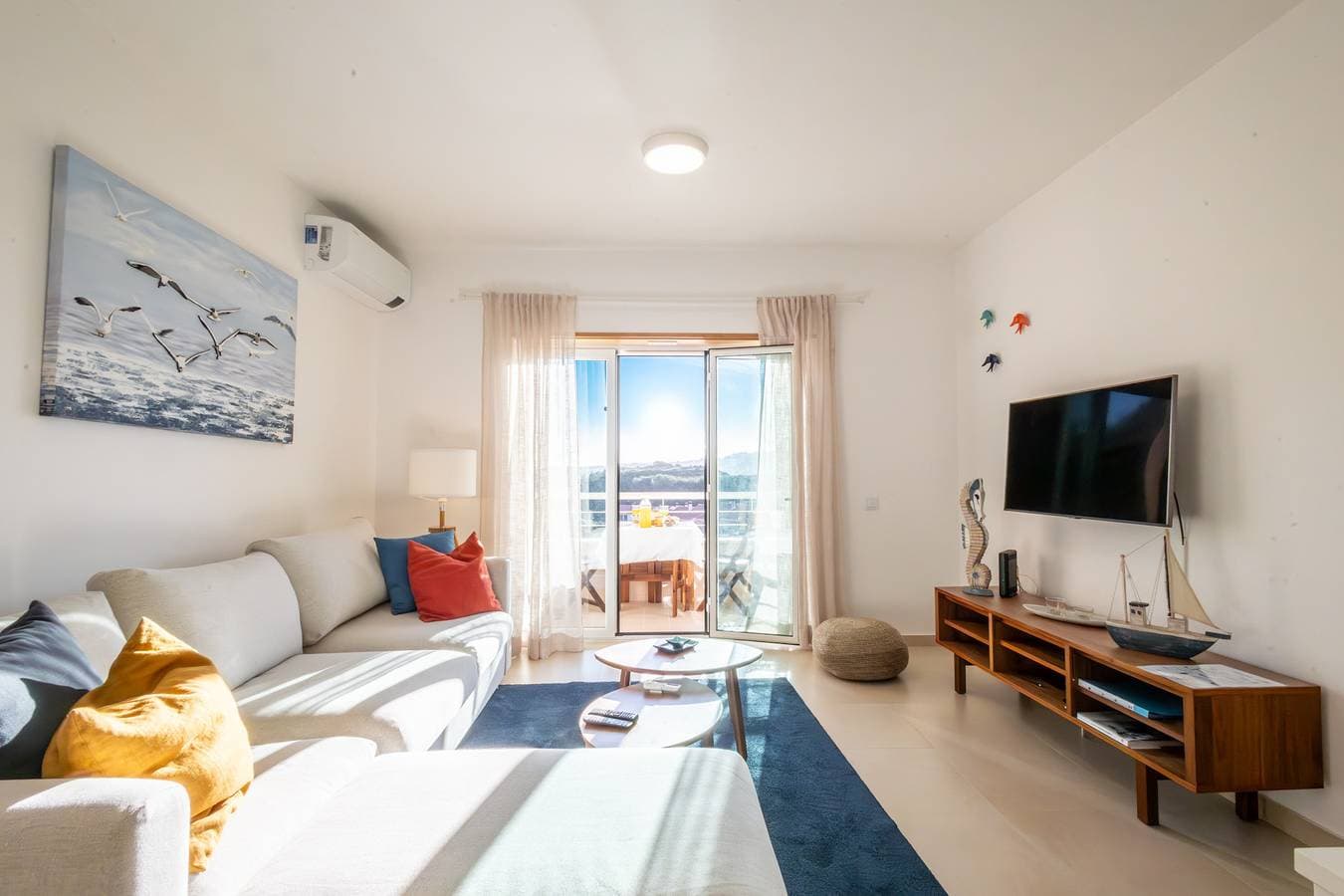 Foto 3 von 35: Casa da praia - Com vista sobre a Baía