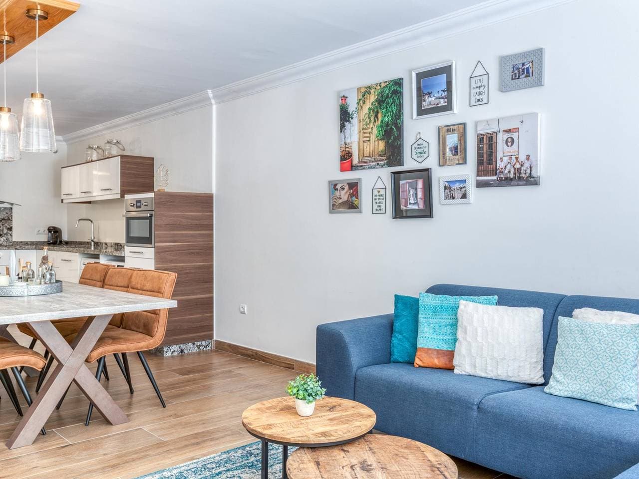 Foto 9 von 23: Moderne Wohnung in Estepona, Erdgeschoss mit Terrasse und Pool, nahe Hafen und Strand