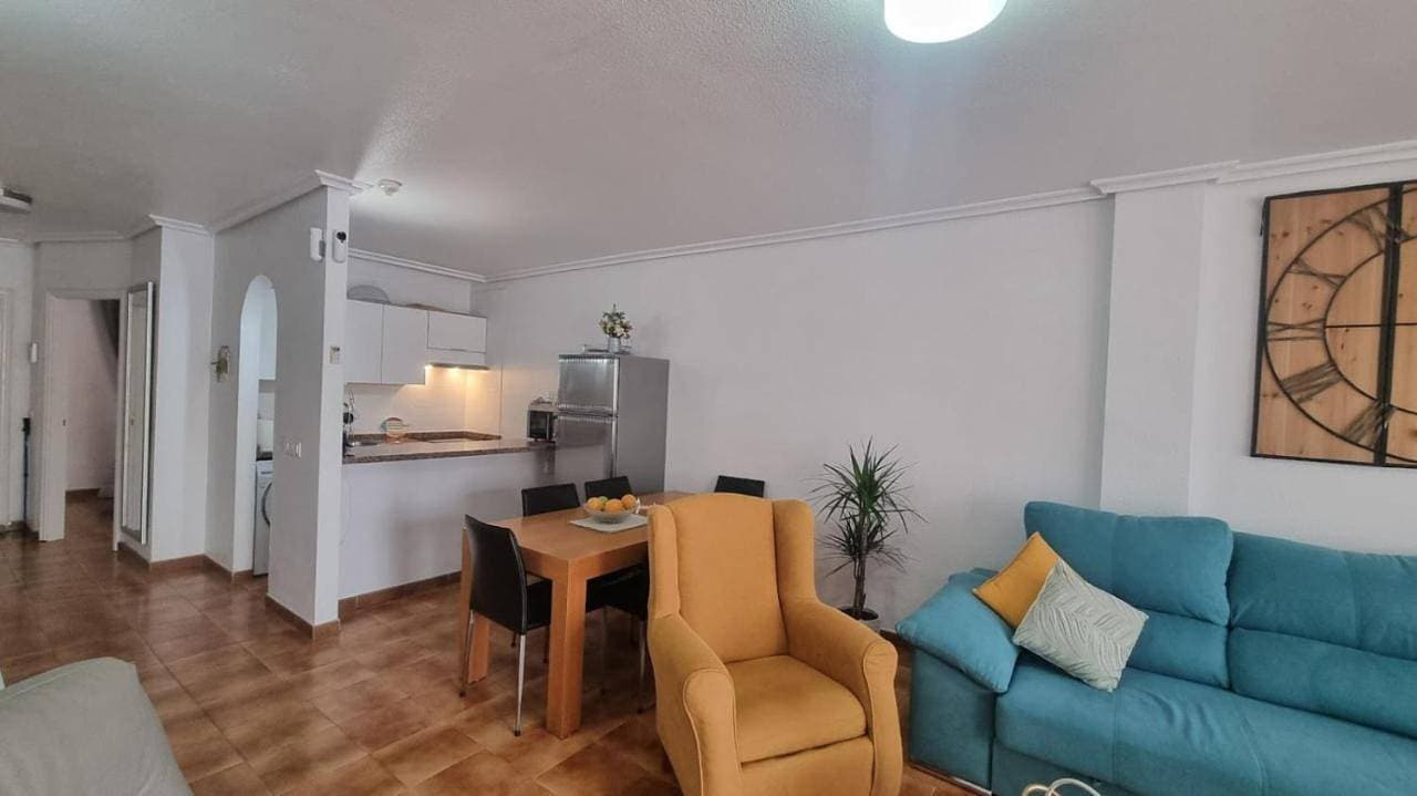 Foto 10 von 28: Two-Bedroom Apartment
