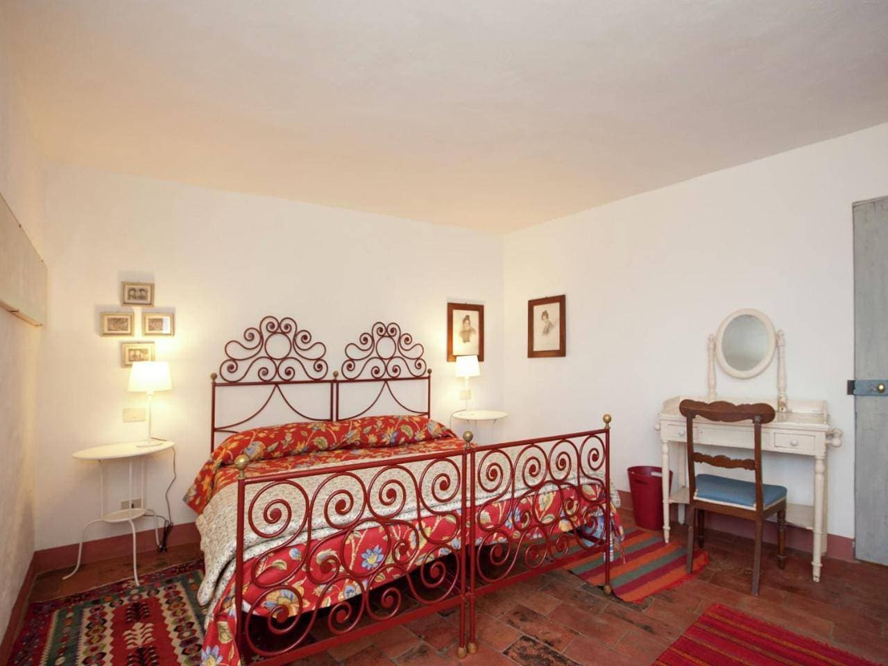 Foto 8 von 41: Two-Bedroom Holiday Home
