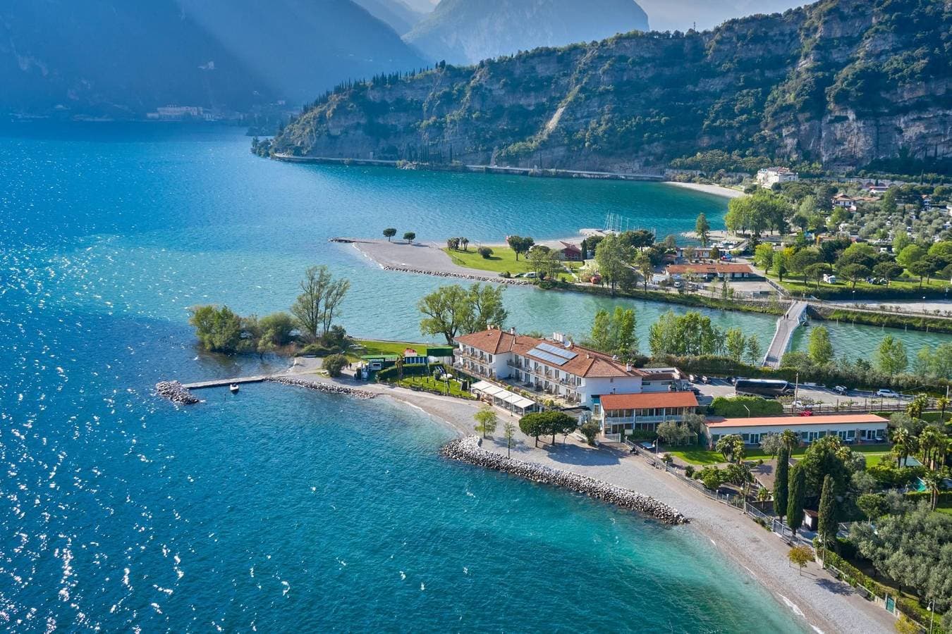 Foto 3 von 36: Villa für 5 Personen mit Seeblick