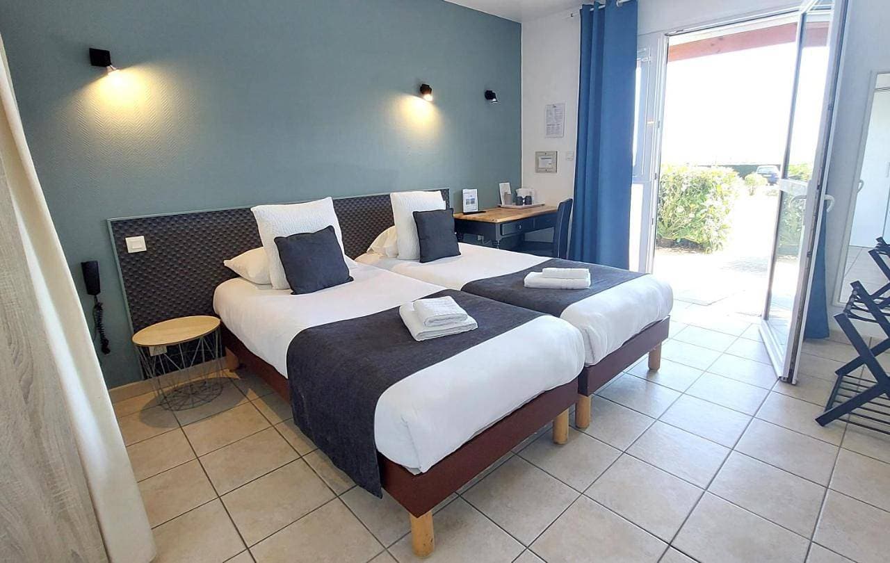 Foto 7 von 10: Twin Room - Disability Access