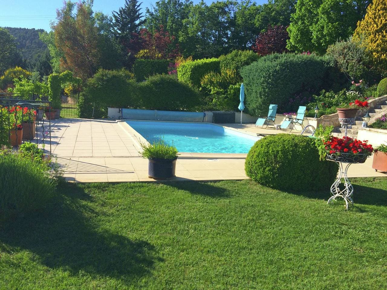 Foto 10 von 38: Verdon-Ansichten: Pool & Terrasse