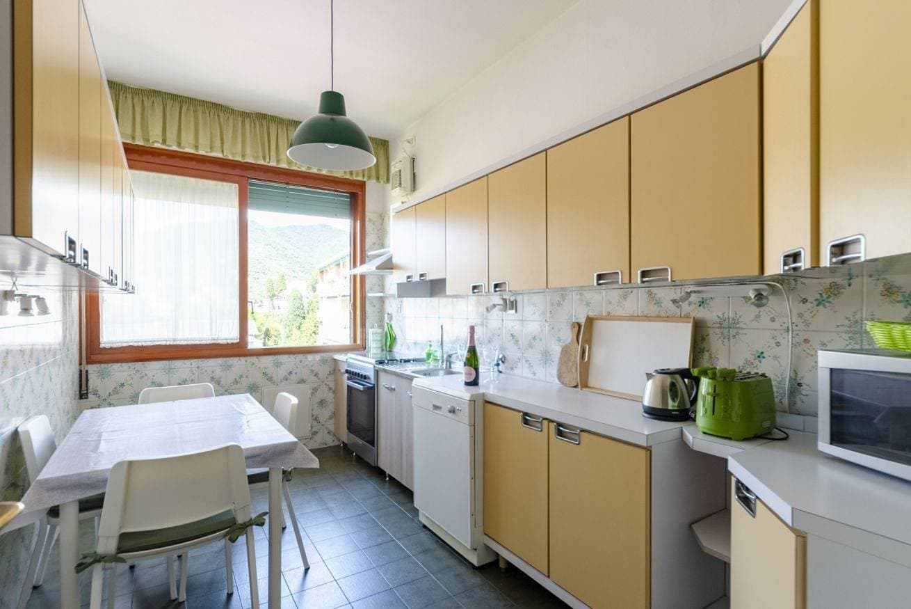Foto 5 von 33: Ferienwohnung für 5 Personen mit Balkon/Terrasse