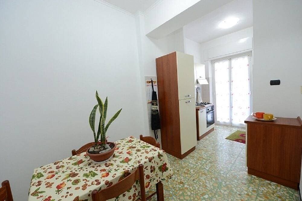 Foto 5 von 8: Second floor apartment Casa Amena near Vatican, Metro, parking.