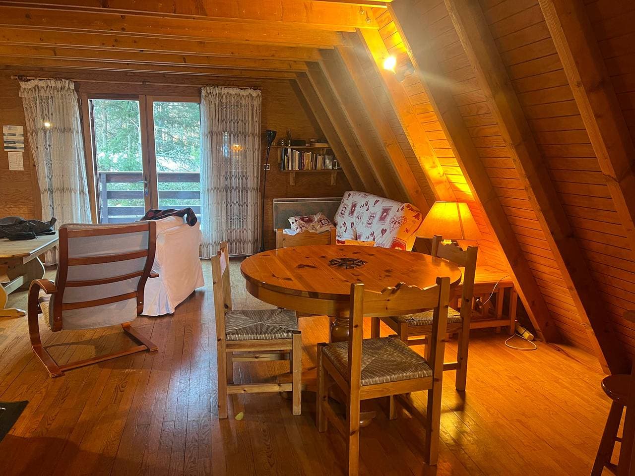 3-Zimmer-Chalet mit Terrasse und Kostenlosem Parkplatz 1