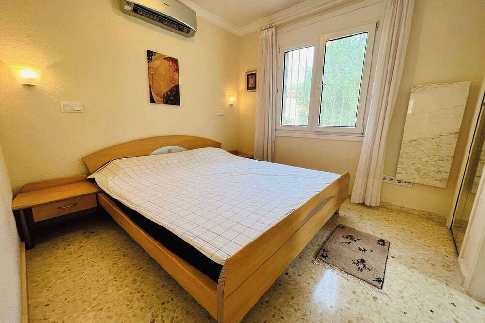 Foto 3 von 16: , Evelyn, villa mit Privatpool in Dènia