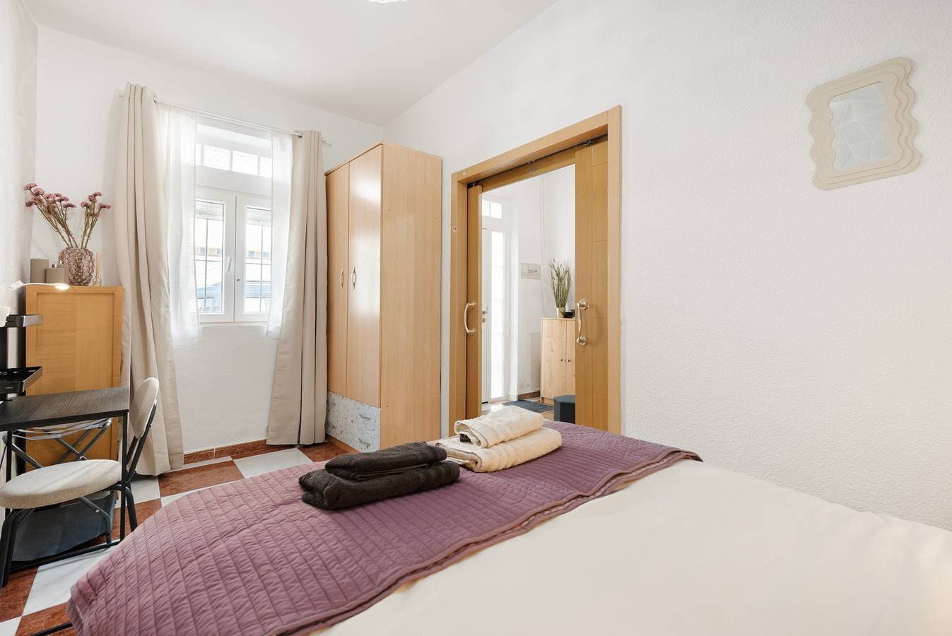 Foto 8 von 20: Ferienhaus 'Altamira 6' mit privater Terrasse, WLAN und Klimaanlage