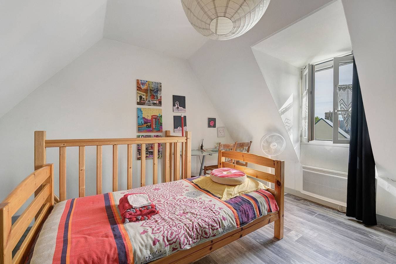Foto 9 von 23: Gästezimmer 'La Châtre - Sartilly Baie Bocage - Chambre Randonneur' mit Terrasse, Garten und WLAN