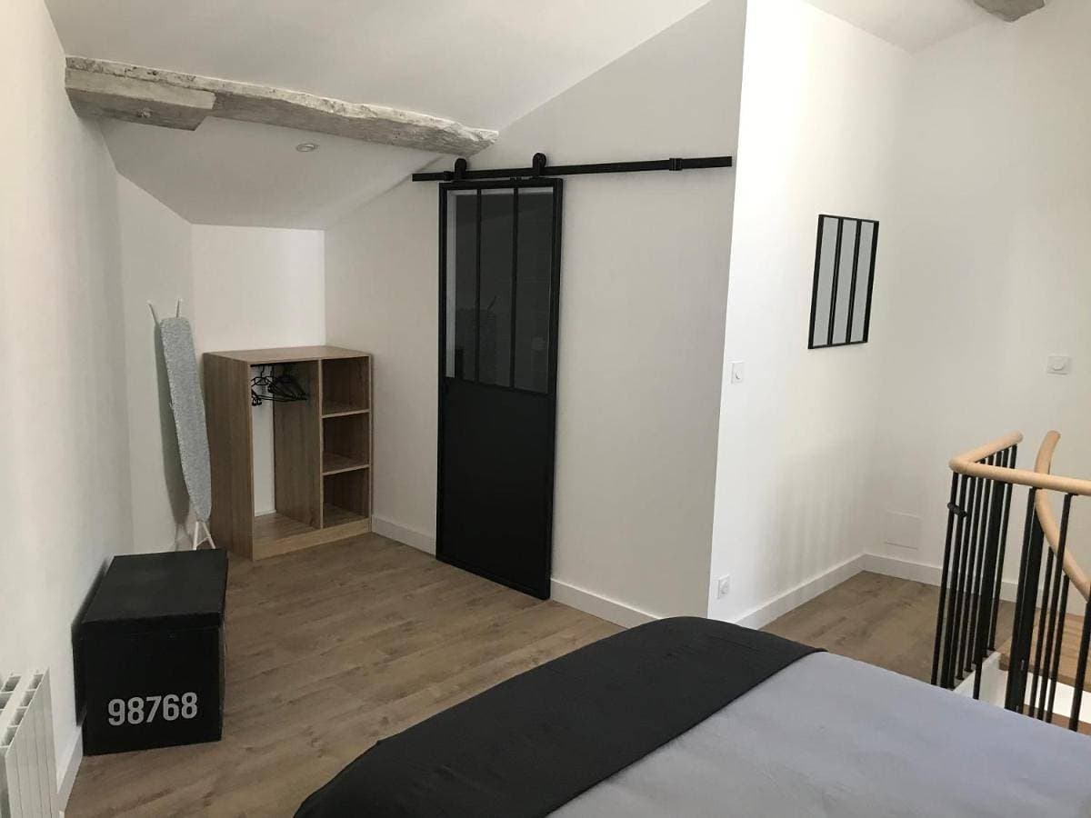 Foto 5 von 16: One-Bedroom Apartment