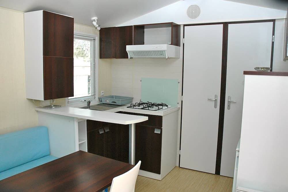 Foto 13 von 23: Last Minute Promotion -20% Algajola, Mobilhome, komplett ausgestattet, 1 km vom Strand entfernt