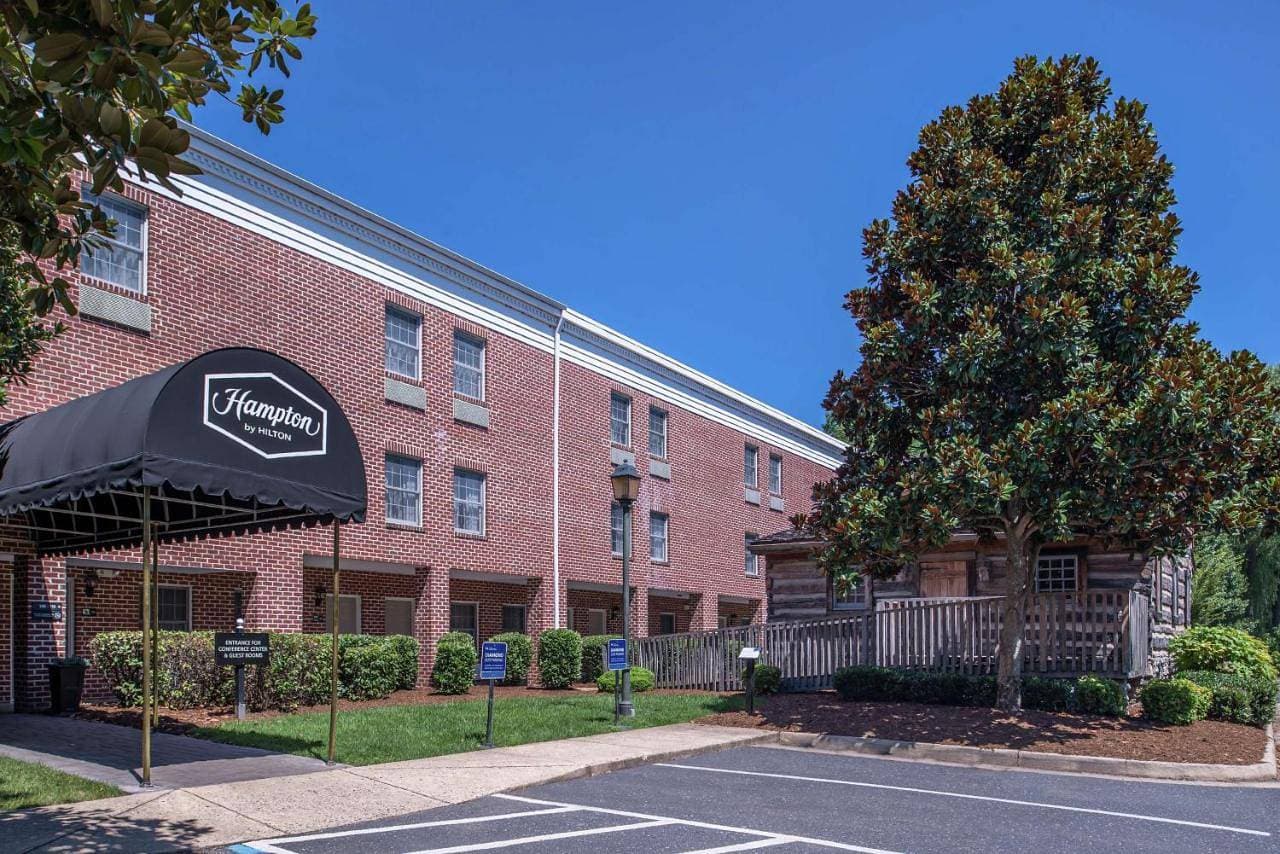 Hampton Inn Lexington Historic Area 1